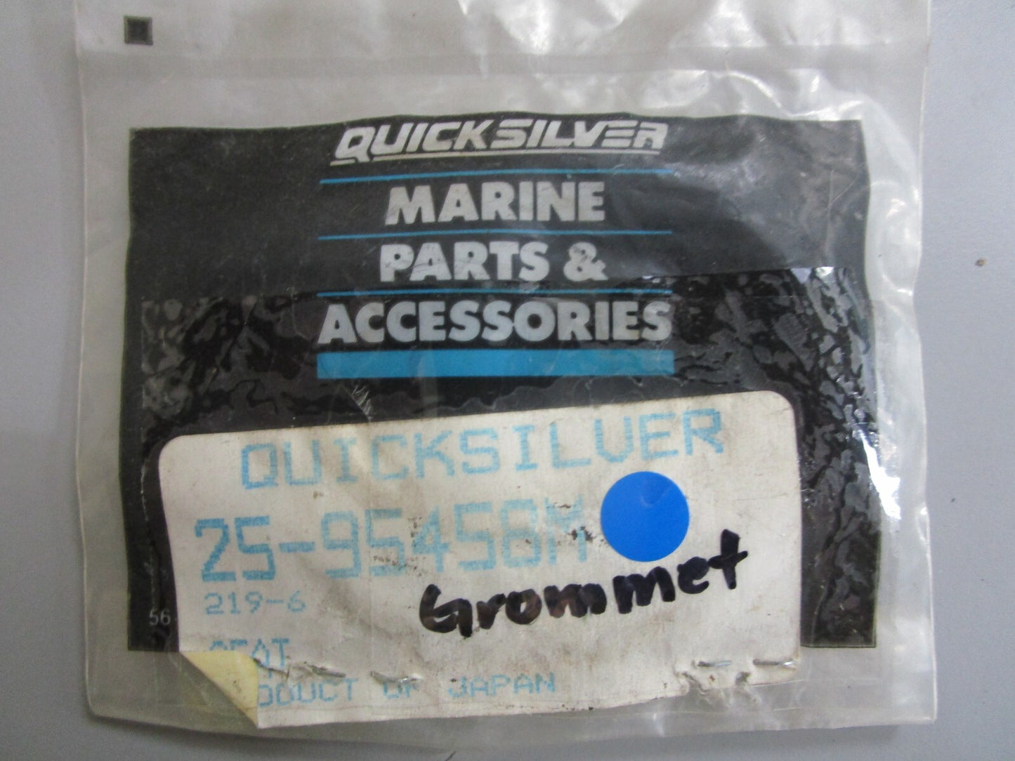 *NEW OEM* 0810 Mercury Quicksilver Grommet 25-95458M