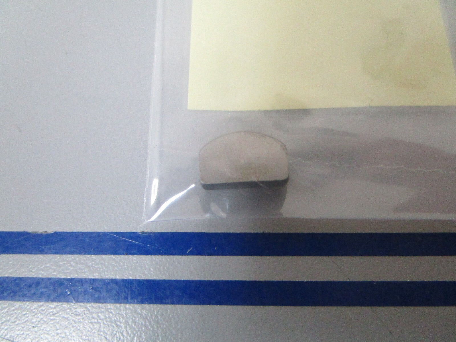 *NEW OEM* 0810 OMC Johnson Evinrude Key 5031281