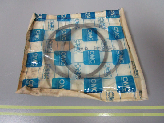 *NEW OEM* 0810 OMC Johnson Evinrude 2 Ring Set 396379 0396379