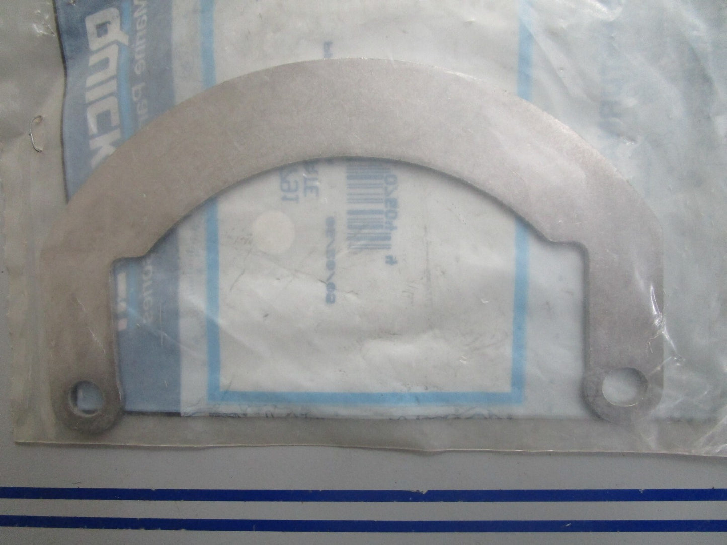 *NEW OEM* 0810 Mercury Quicksilver Plate 823791