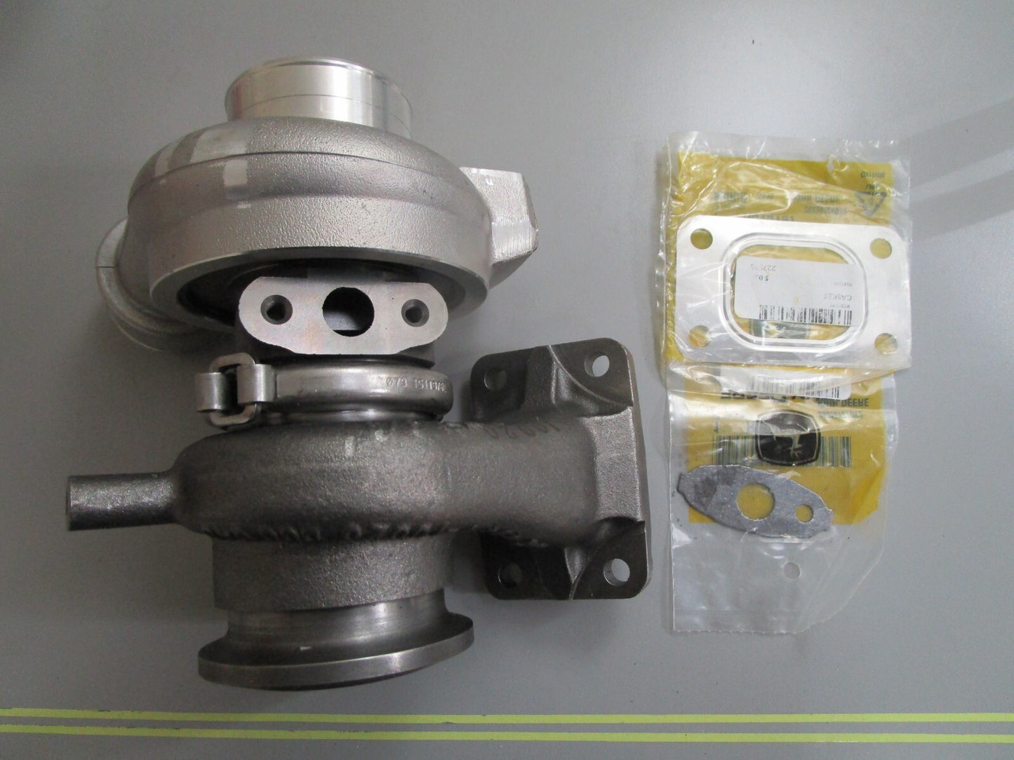*NEW OEM* 0820 John Deere Turbocharger RE539099