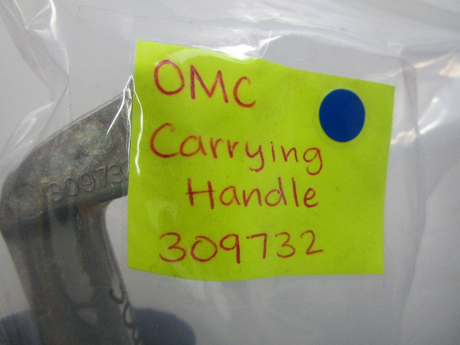 NEW OEM 309732 0309732 OMC Johnson Evinrude Carrying Handle 0810