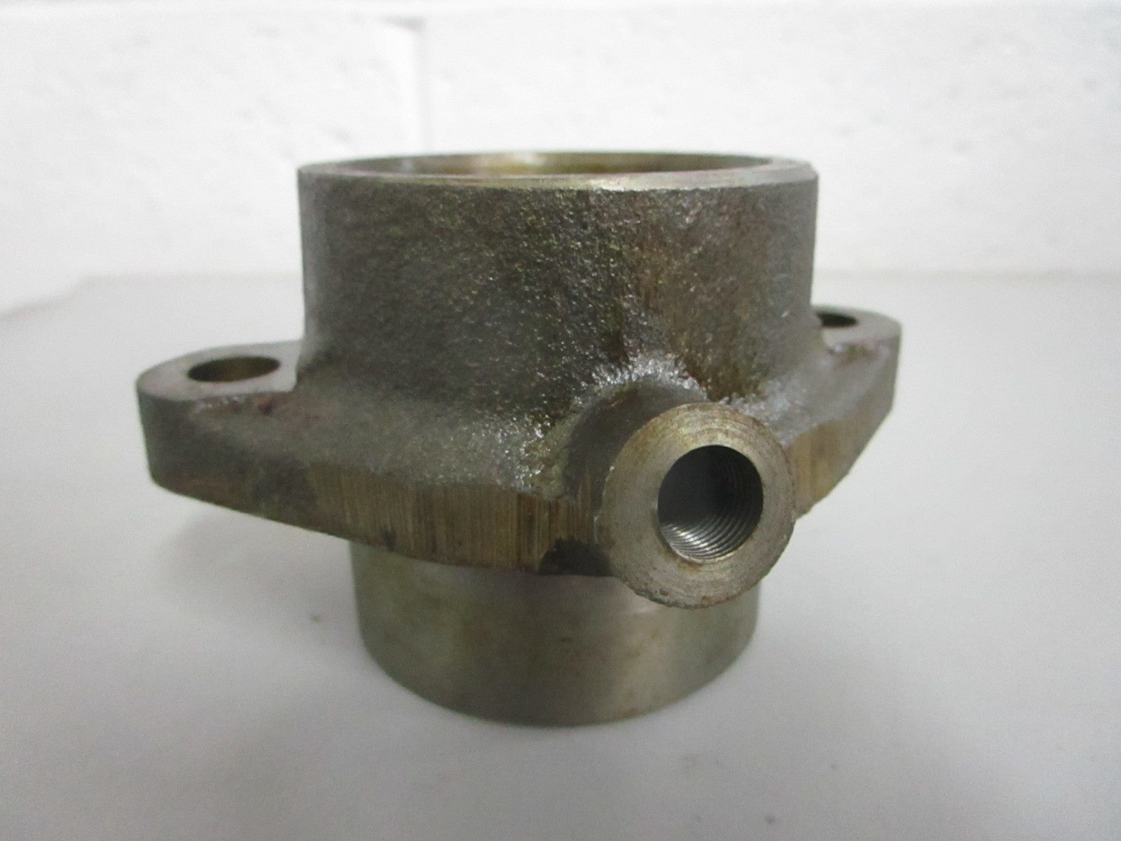 NEW OEM 843661 Volvo Penta Housing 0820