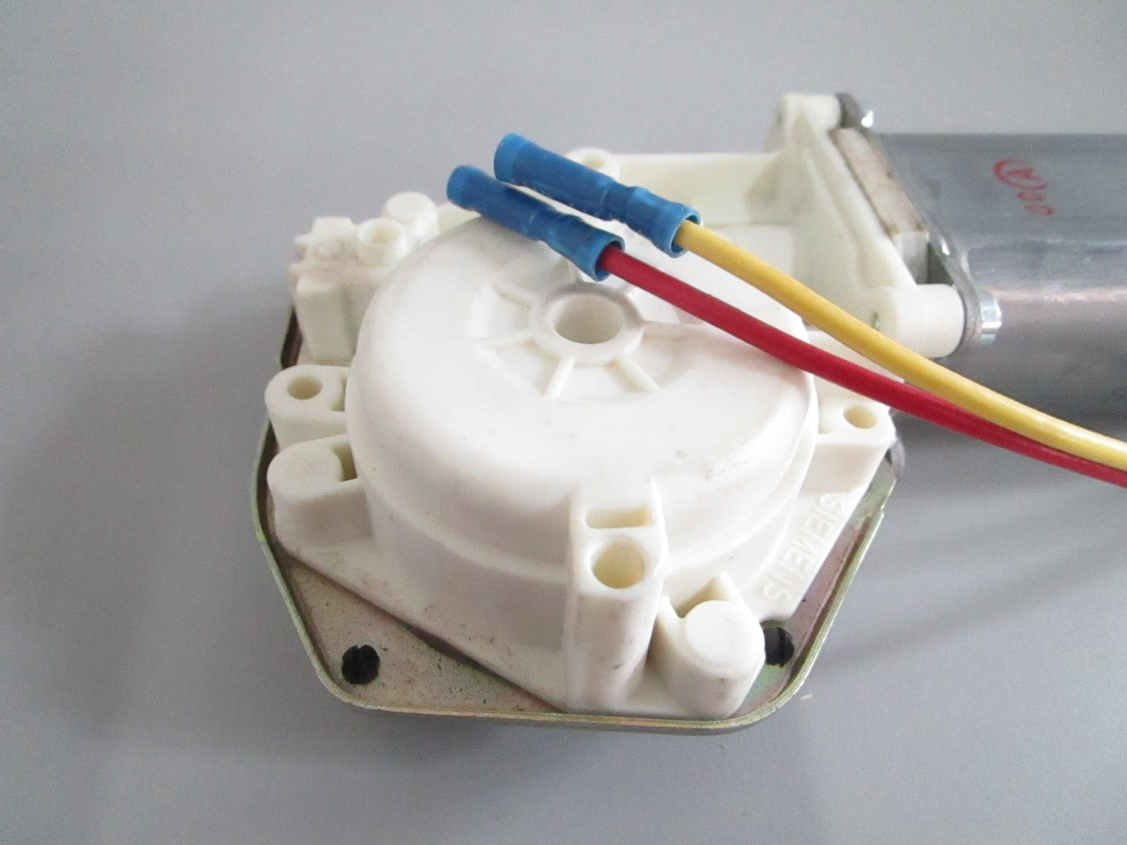 NEW 82-350 Cardone Power Window Motor 0820