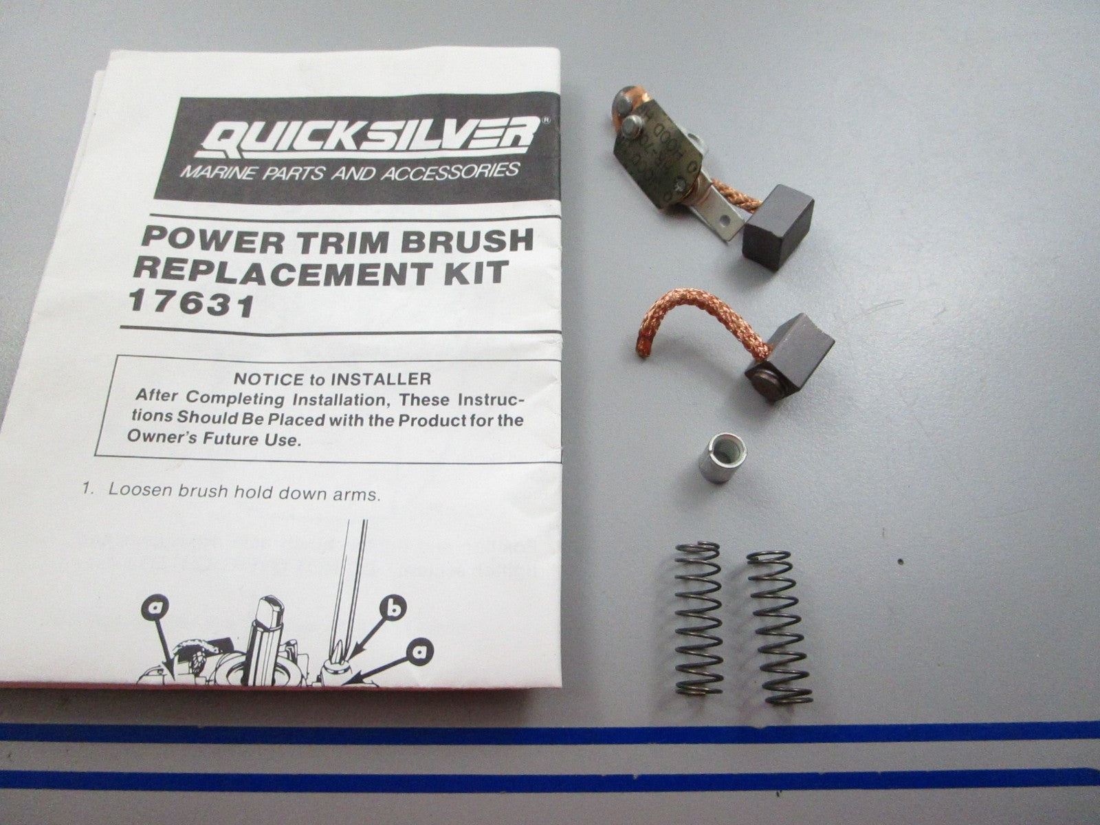NEW OEM 17631A1 Mercury Quicksilver Brush Set 0810