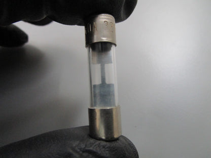 *NEW OEM* 0810 Volvo Penta Fuse 850905