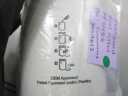 NEW FF5488 For: Cummins Fleetguard Fuel Filter 0810