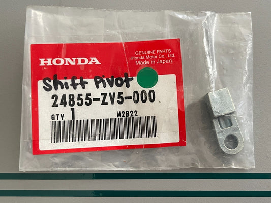 NEW OEM 24855-ZV5-000 Honda Shift Pivot 0810