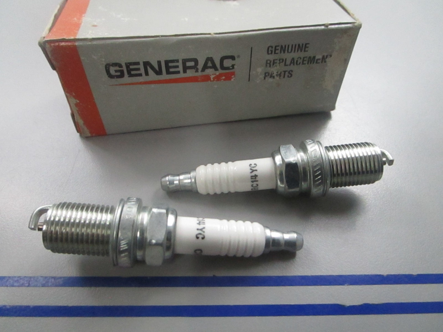 *NEW OEM* (LOT OF 2) 0810 Generac Champion Spark Plug RC14YC 0E7585