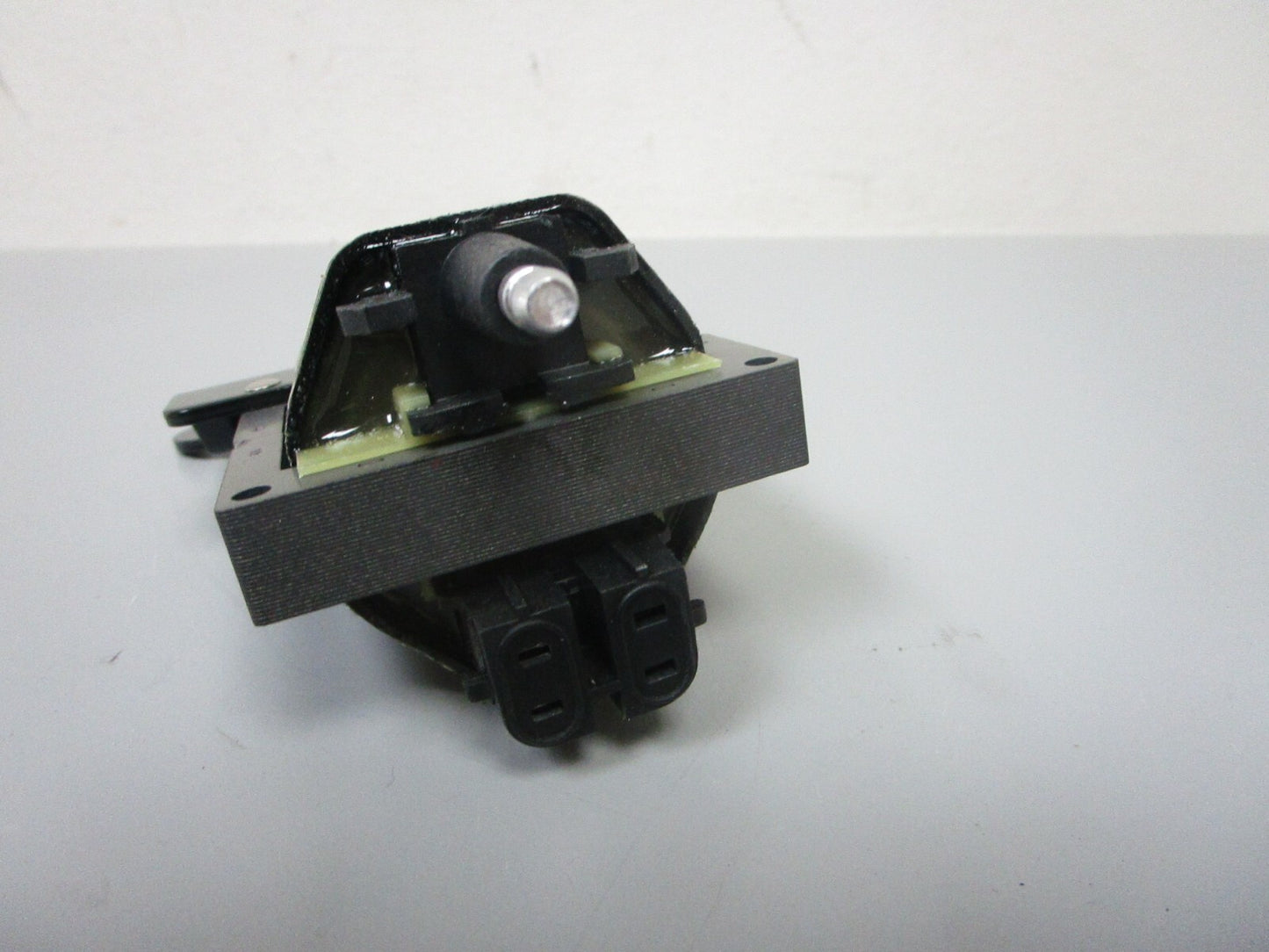 *NEW OEM* 0720 Volvo Penta 3.0 4.3 5.0 5.7 8.1 8.2 Ignition Coil 06A002A 3854002