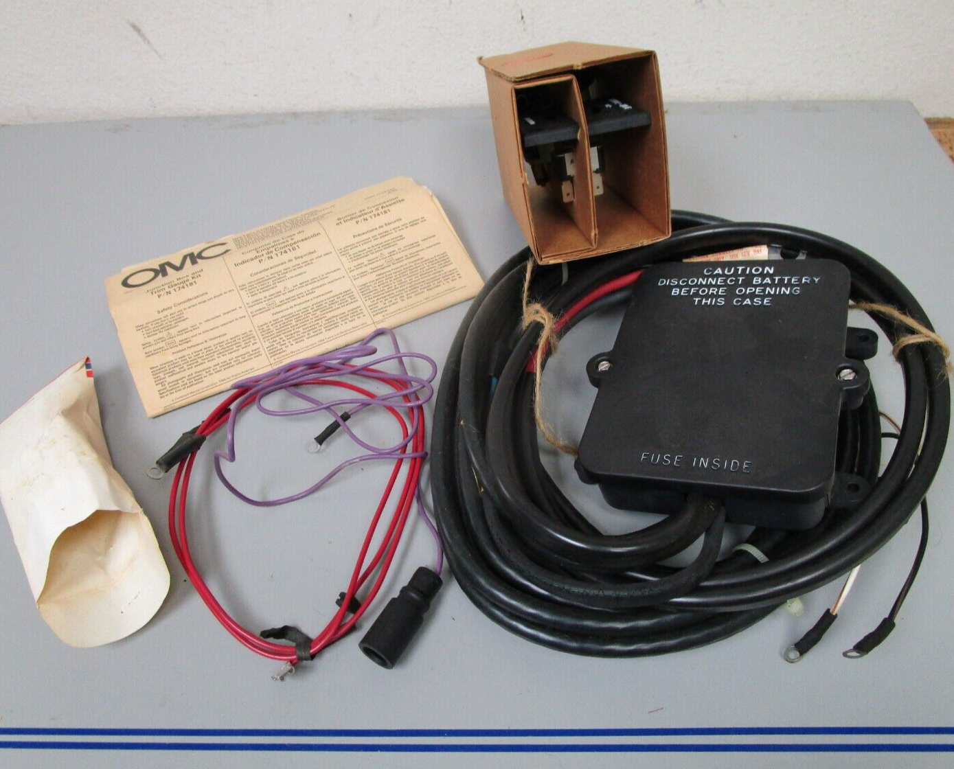 *NEW OEM* 0720 OMC Johnson Evinrude Junction Box & Trim Assembly 174181 0174181