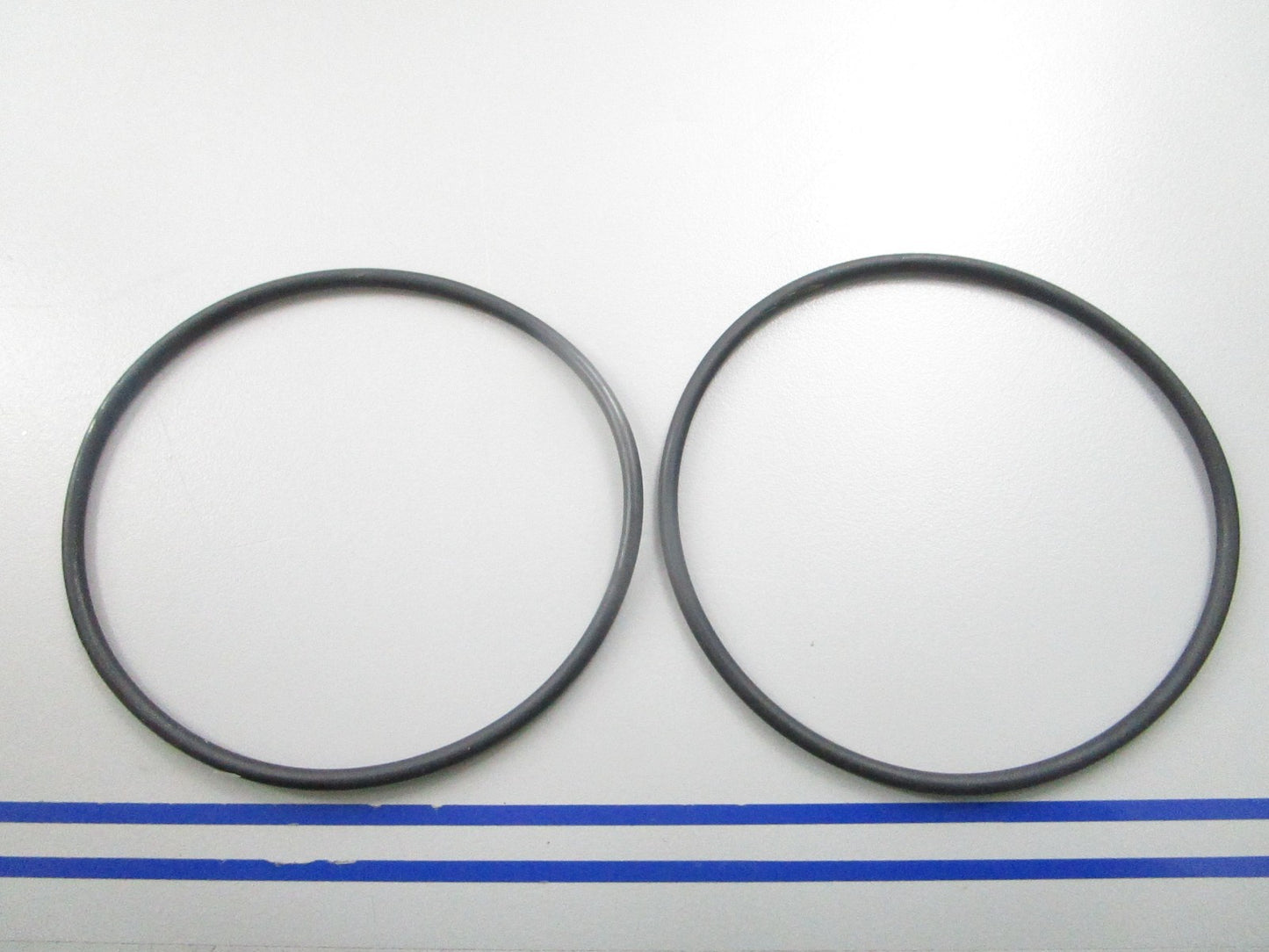 NEW OEM (LOT OF 2) Volvo Penta 925256 O-Ring 0810