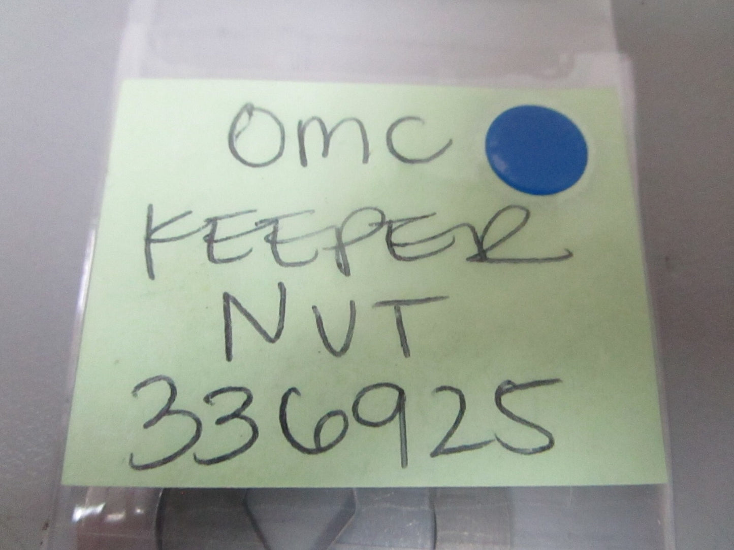 *NEW OEM* 0810 OMC Johnson Evinrude Keeper Nut 336925