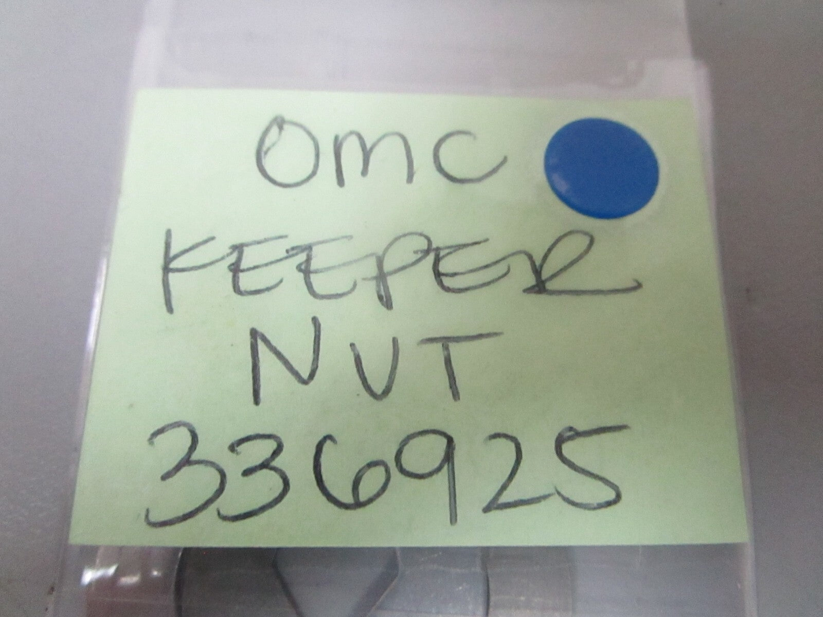 *NEW OEM* 0810 OMC Johnson Evinrude Keeper Nut 336925