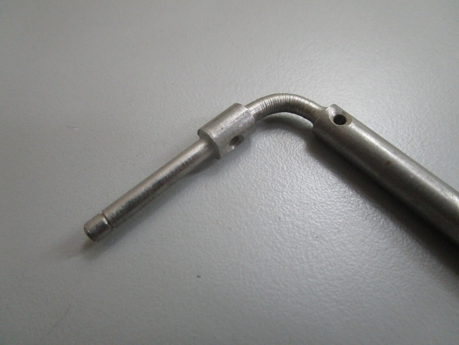 *NEW OEM* 0820 OMC Johnson Evinrude Throttle Cam Follower 304919 0304919