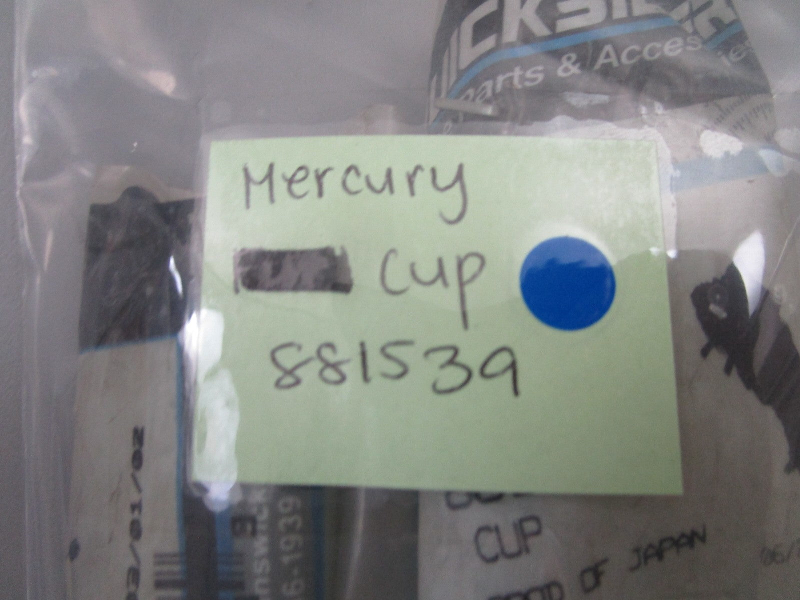 *NEW OEM* 0810 Mercury Quicksilver Cup 881539