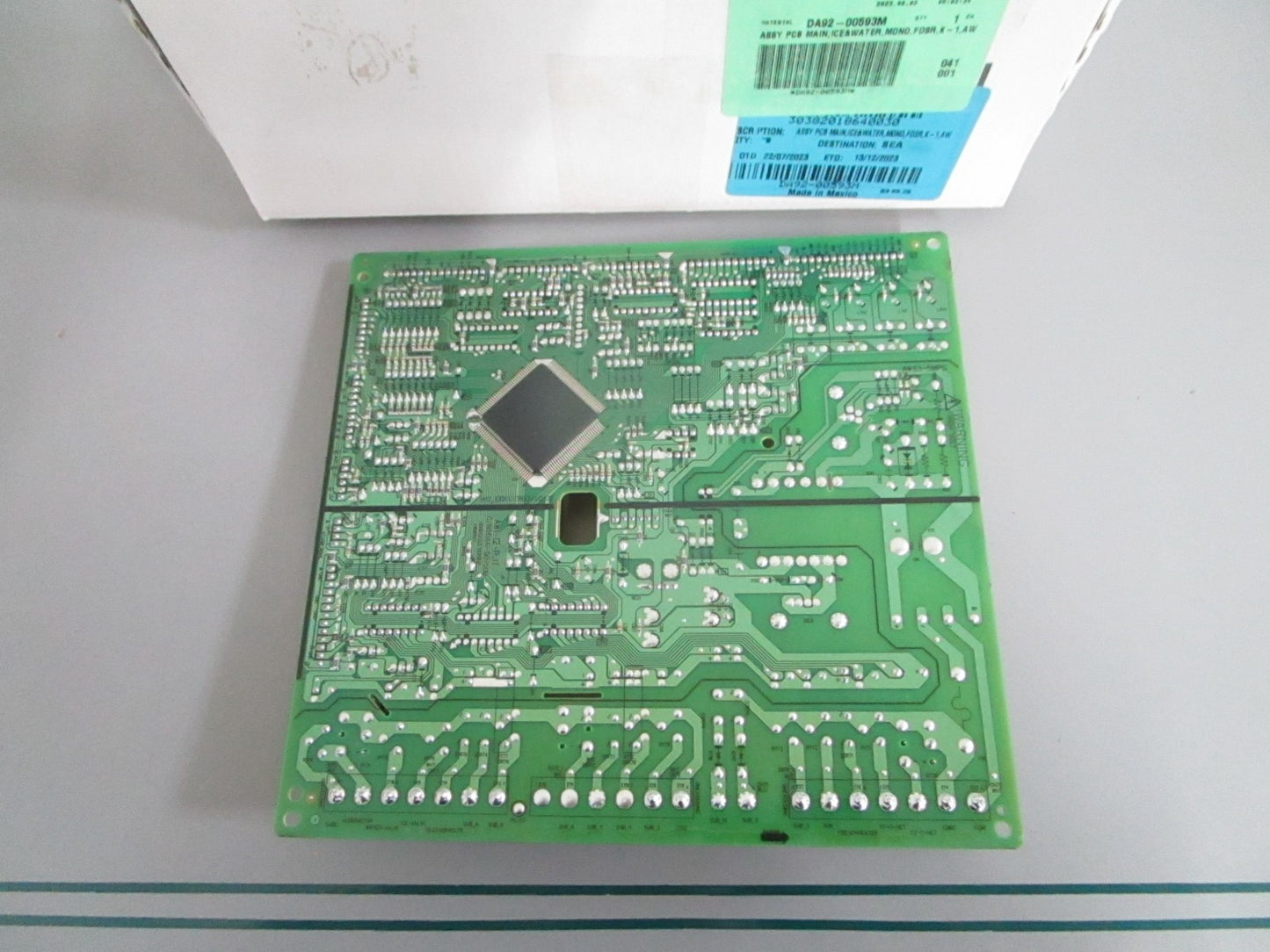 NEW OEM DA92-00593M Samsung Main Control Board 0820