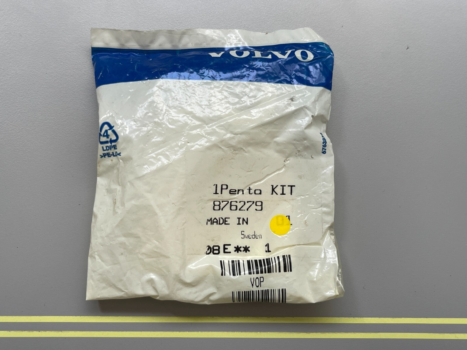 *NEW OEM* 0810 Volvo Penta Bushing Kit 876279