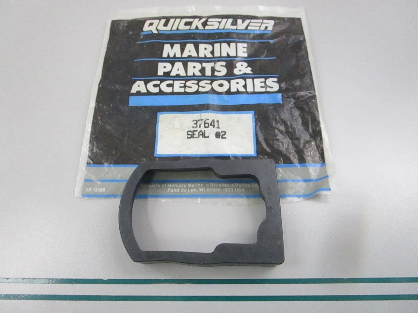 NEW OEM 37641 Mercury Quicksilver Seal 0810
