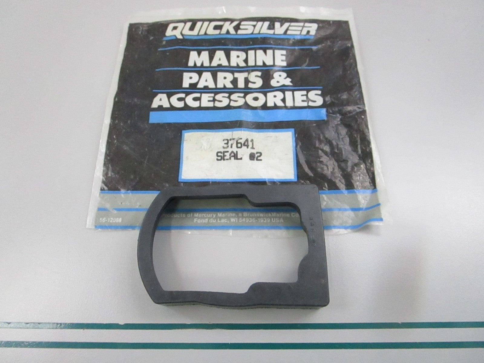 NEW OEM 37641 Mercury Quicksilver Seal 0810