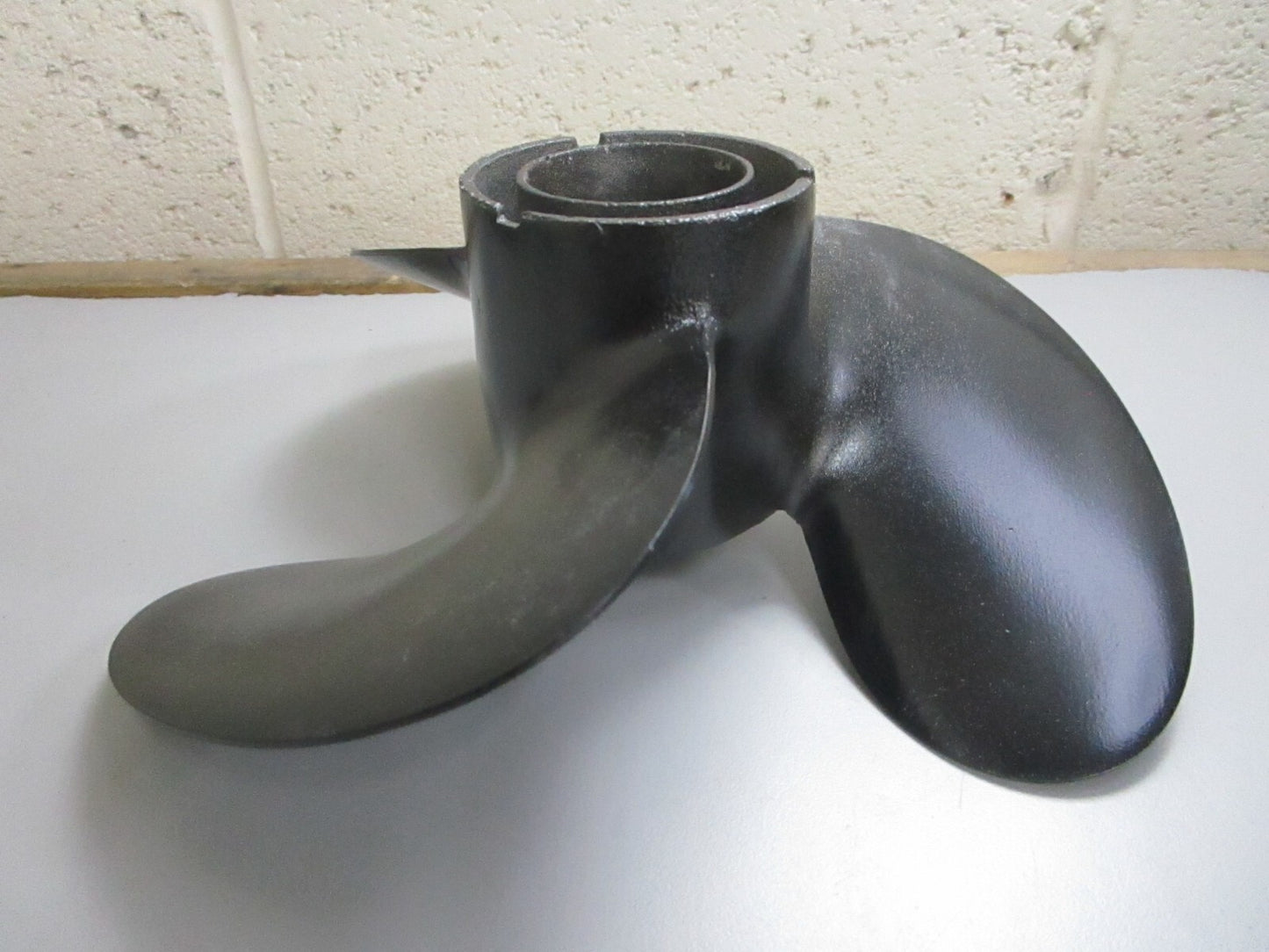 *NEW* 0820 Michigan 60- 90 HP 10.125 × 11 Propeller 012044