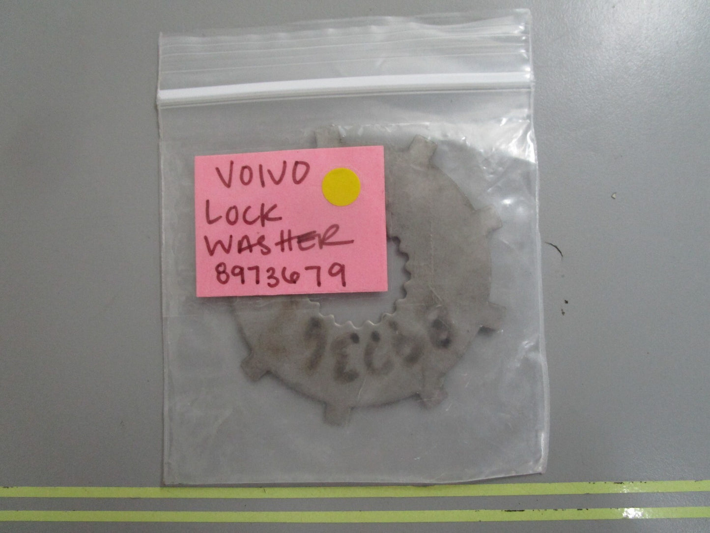 *NEW OEM* 0810 Volvo Penta Lock Washer 8973679