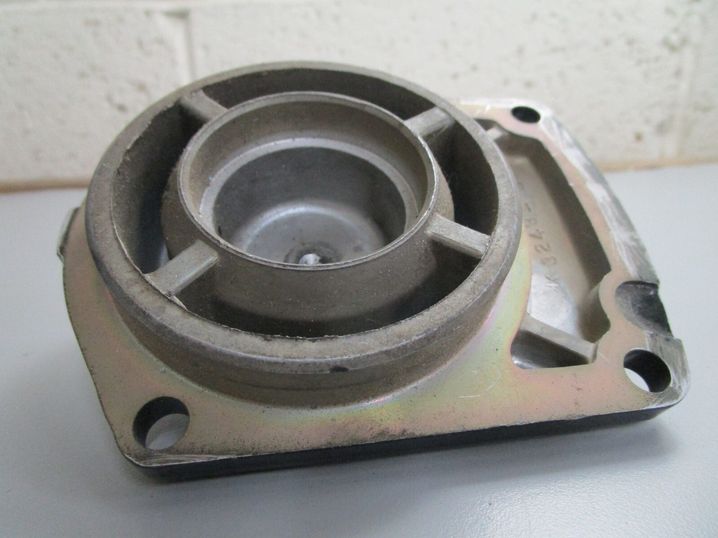 *NEW OEM* 0820 Mercury Outdrive Cover Cap 32491A1