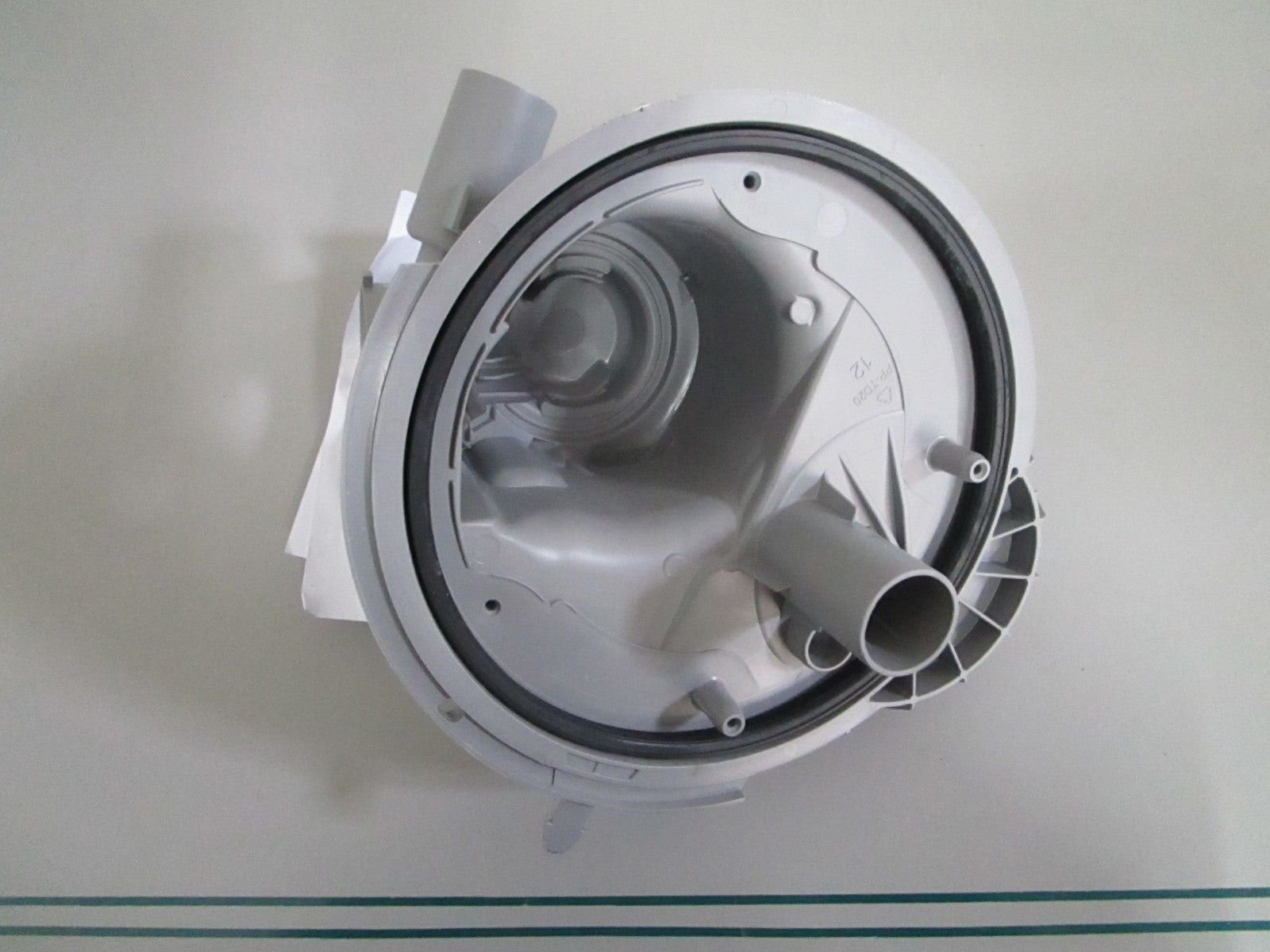 NEW OEM 00668102 Bosch Dishwasher Sump 0820