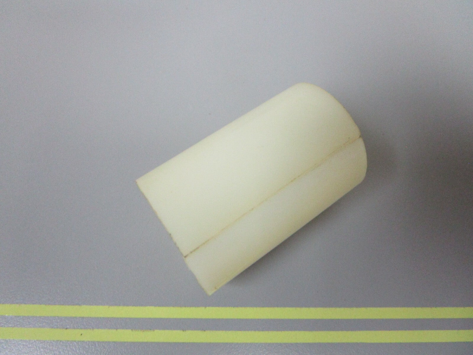 *NEW OEM* 0810 Mercury Quicksilver Bearing Kingpin F191169-1