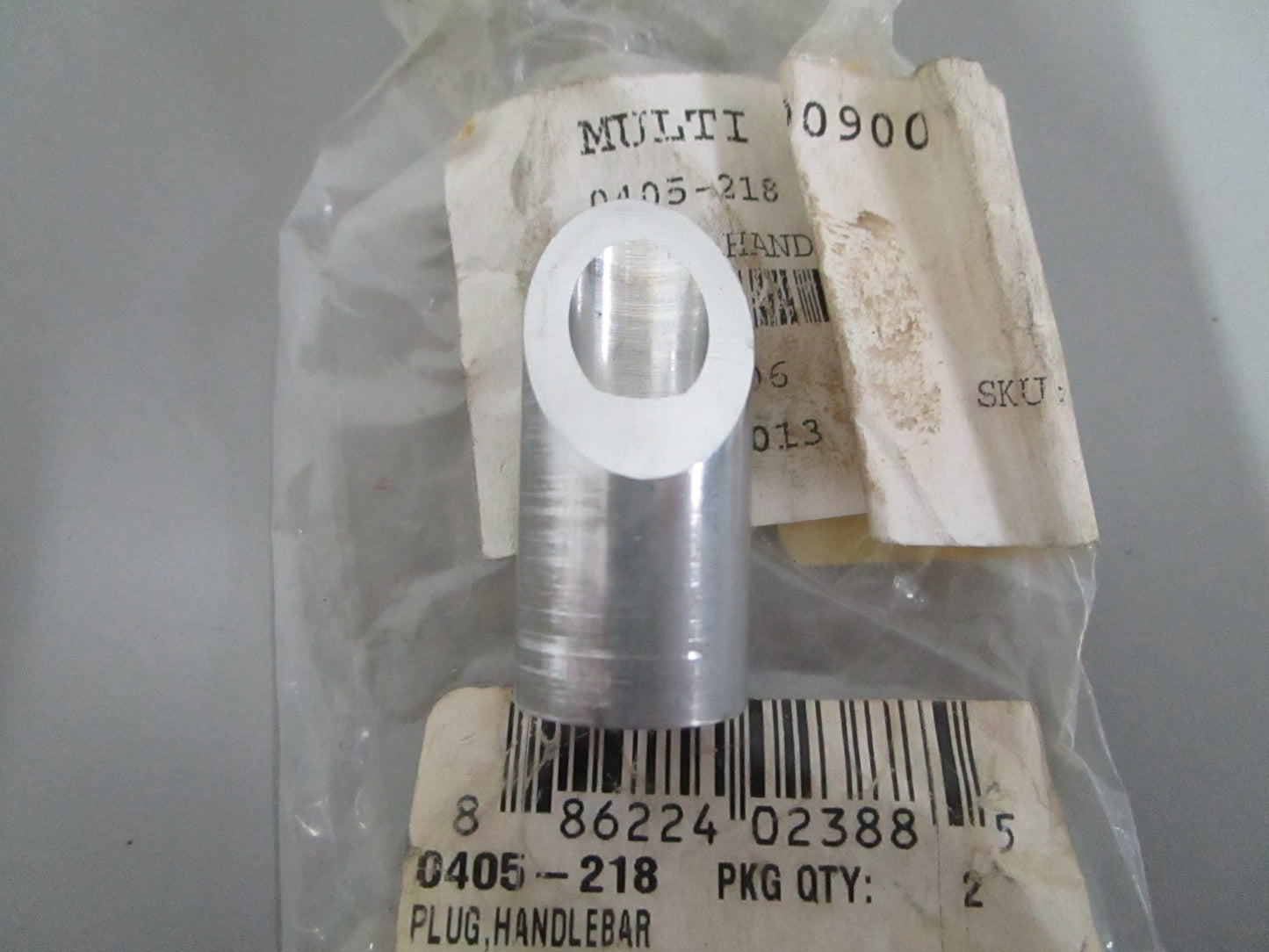 NEW OEM 0405-218 Arctic Cat Plug 0820