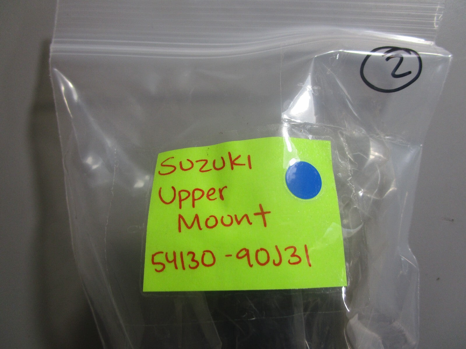 *NEW OEM* 0810 Suzuki Upper Mount 54130-90J31