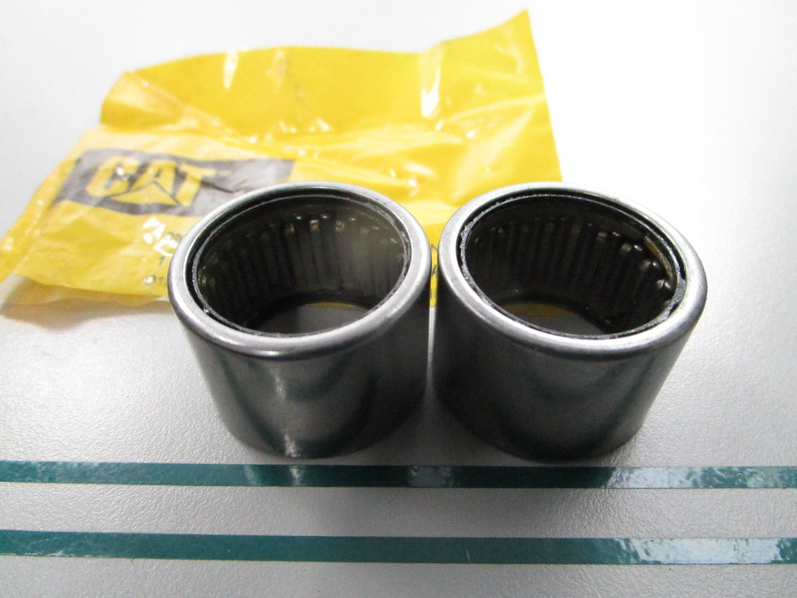 NEW OEM (LOT OF 2) 9S-6465 CAT Bearing 0810