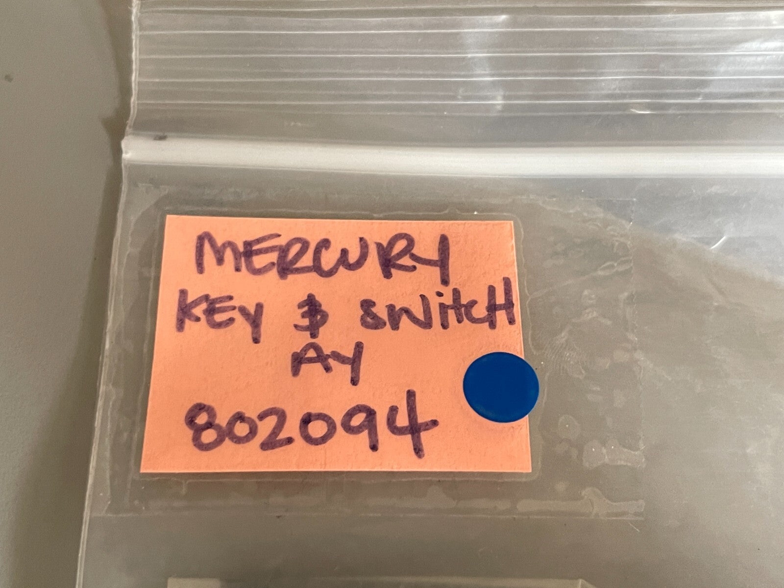 *NEW OEM* 0810 Mercury Quicksilver Key & Switch Assembly 802094