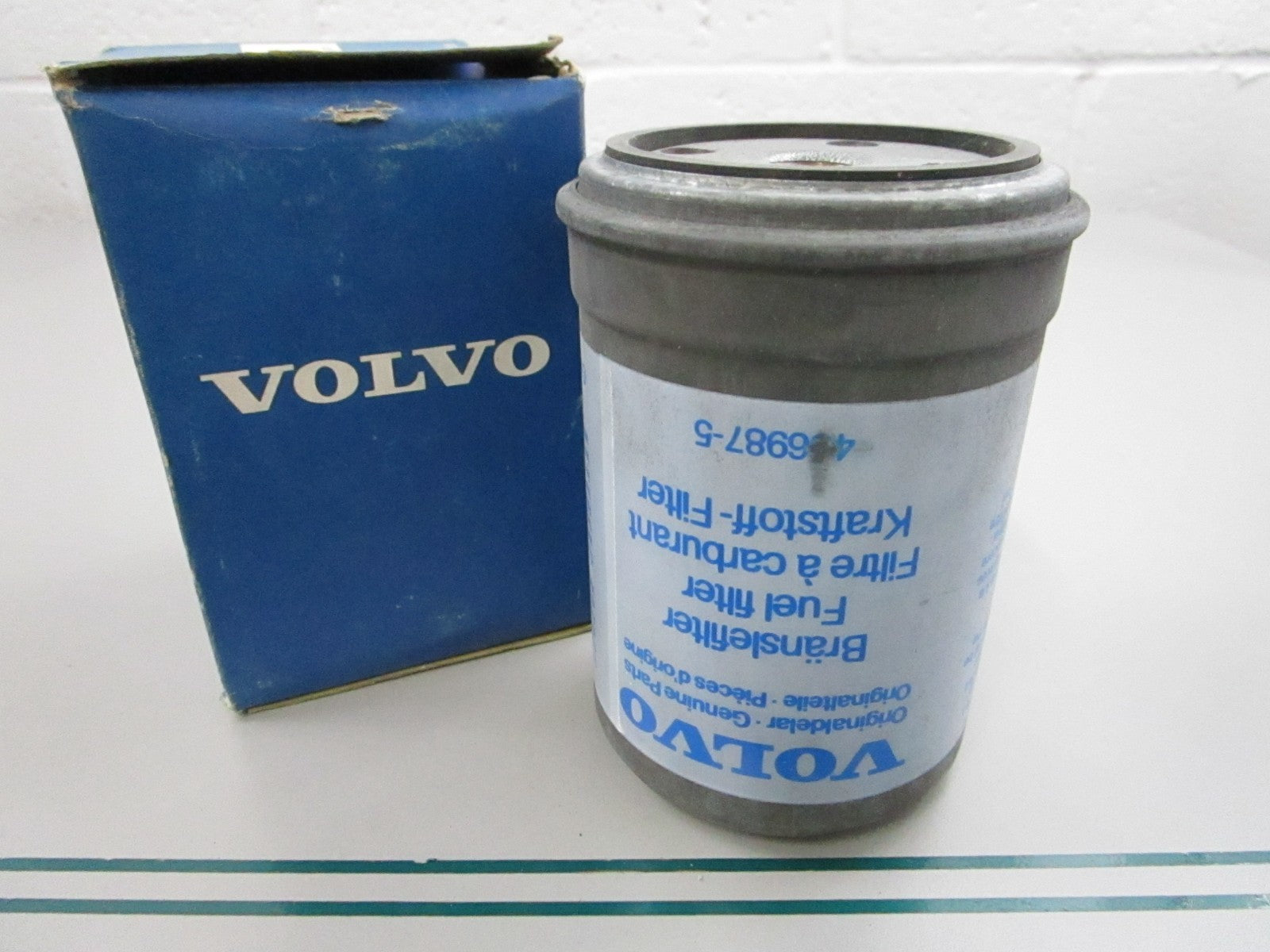 NEW OEM 466987 Volvo Penta Fuel Filter 0810