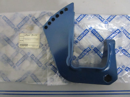 NEW OEM 36962-1130M Tohatsu Left Clamp Bracket 0820