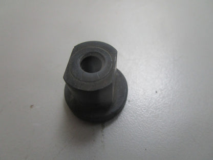 *NEW OEM* 0810 OMC Johnson Evinrude Tilt Lock Knob 332903 0332903