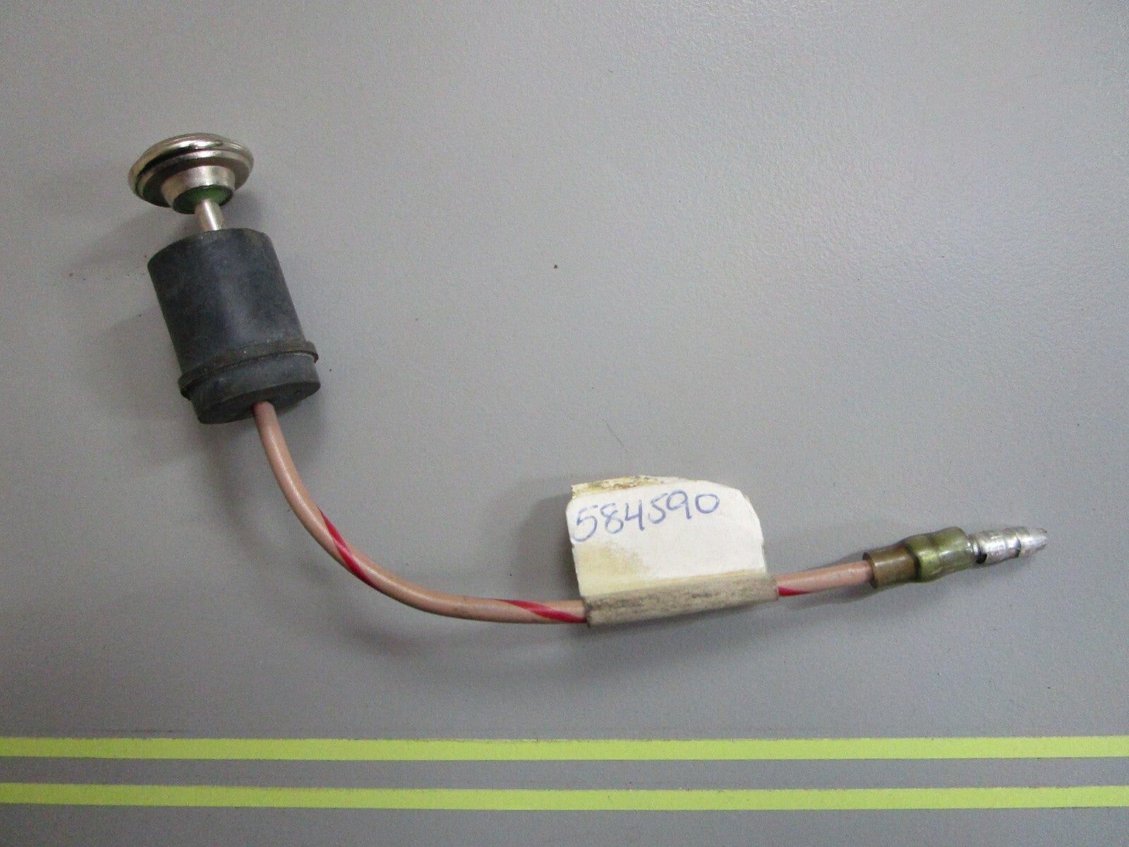 *NEW OEM* 0820 OMC Johnson Evinrude Temperature Switch 584590 0584590