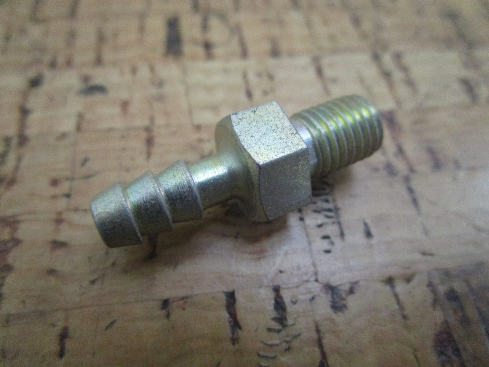 *NEW OEM* 0810 OMC Johnson Evinrude Pulse Nipple 326544 0326544