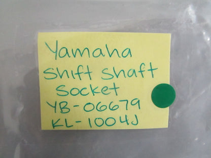 NEW OEM YB-06679 KL-1004J Yamaha Shift Shaft Socket 0820