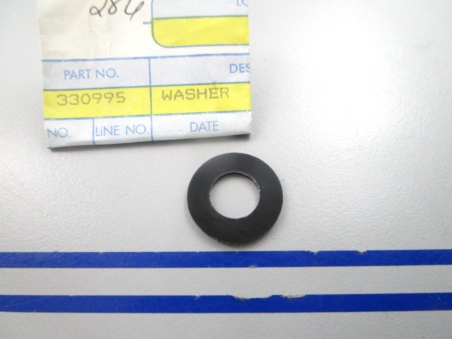 NEW OEM OMC Johnson Evinrude Washer 330995 0330995 0810
