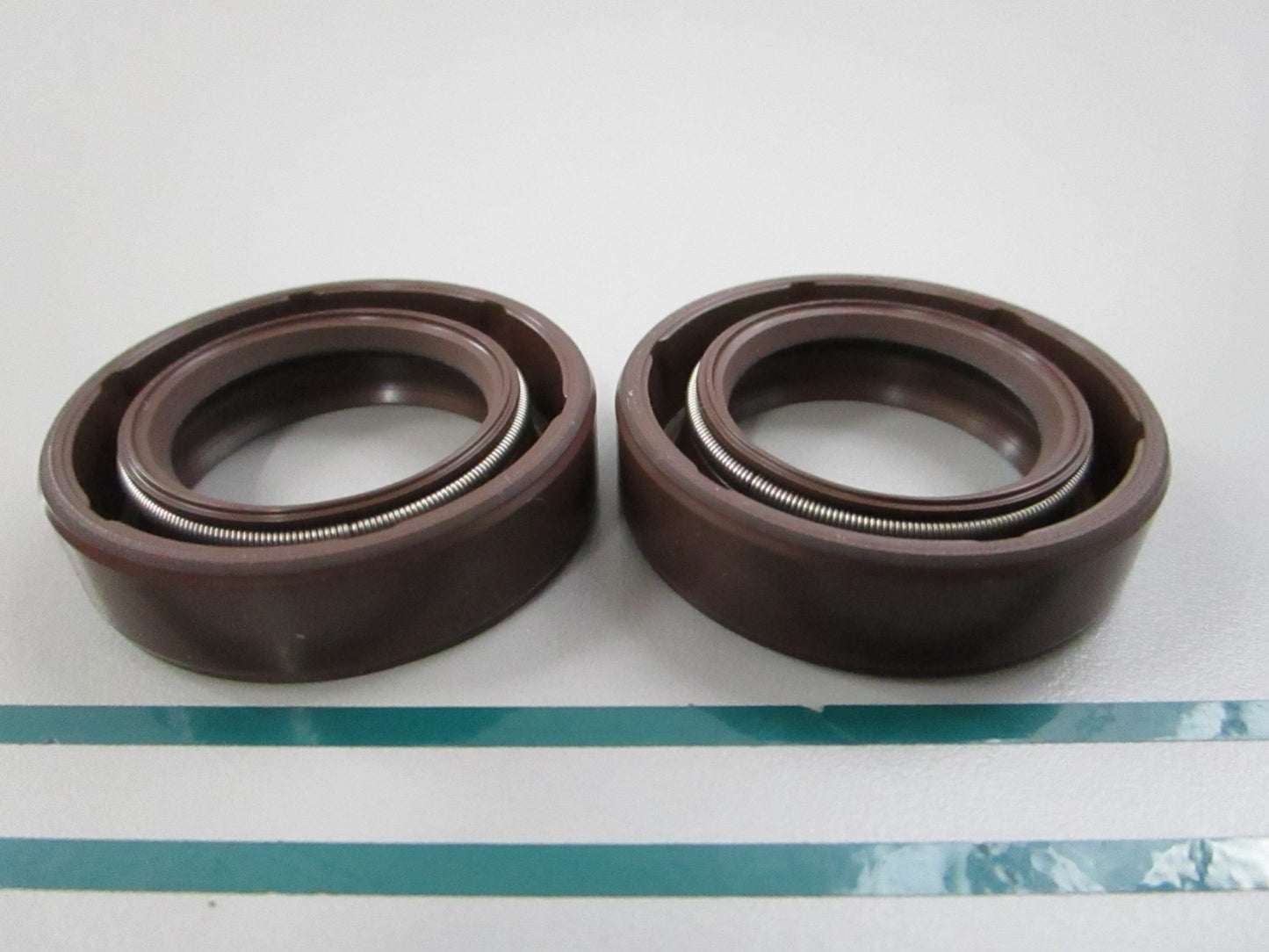 NEW OEM (LOT OF 2) 93102-26004-00 Yamaha Oil Seal 0810