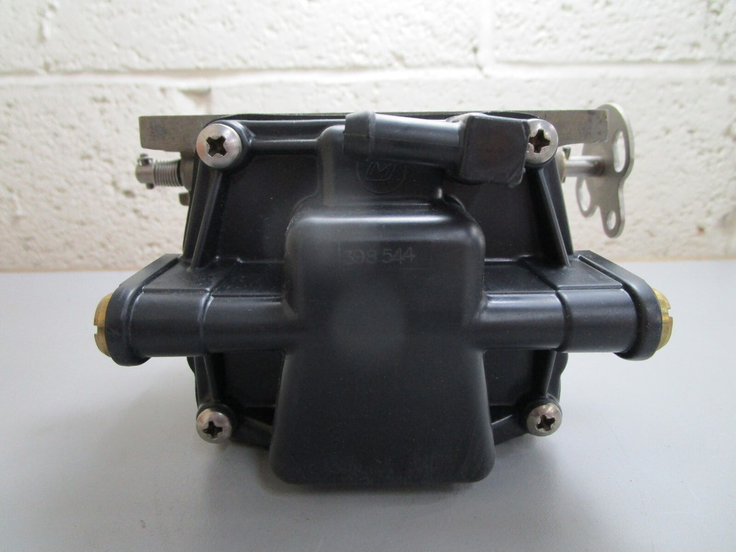 *NEW OEM* 0820 OMC Johnson Evinrude Carburetor Ay 433808 0433808
