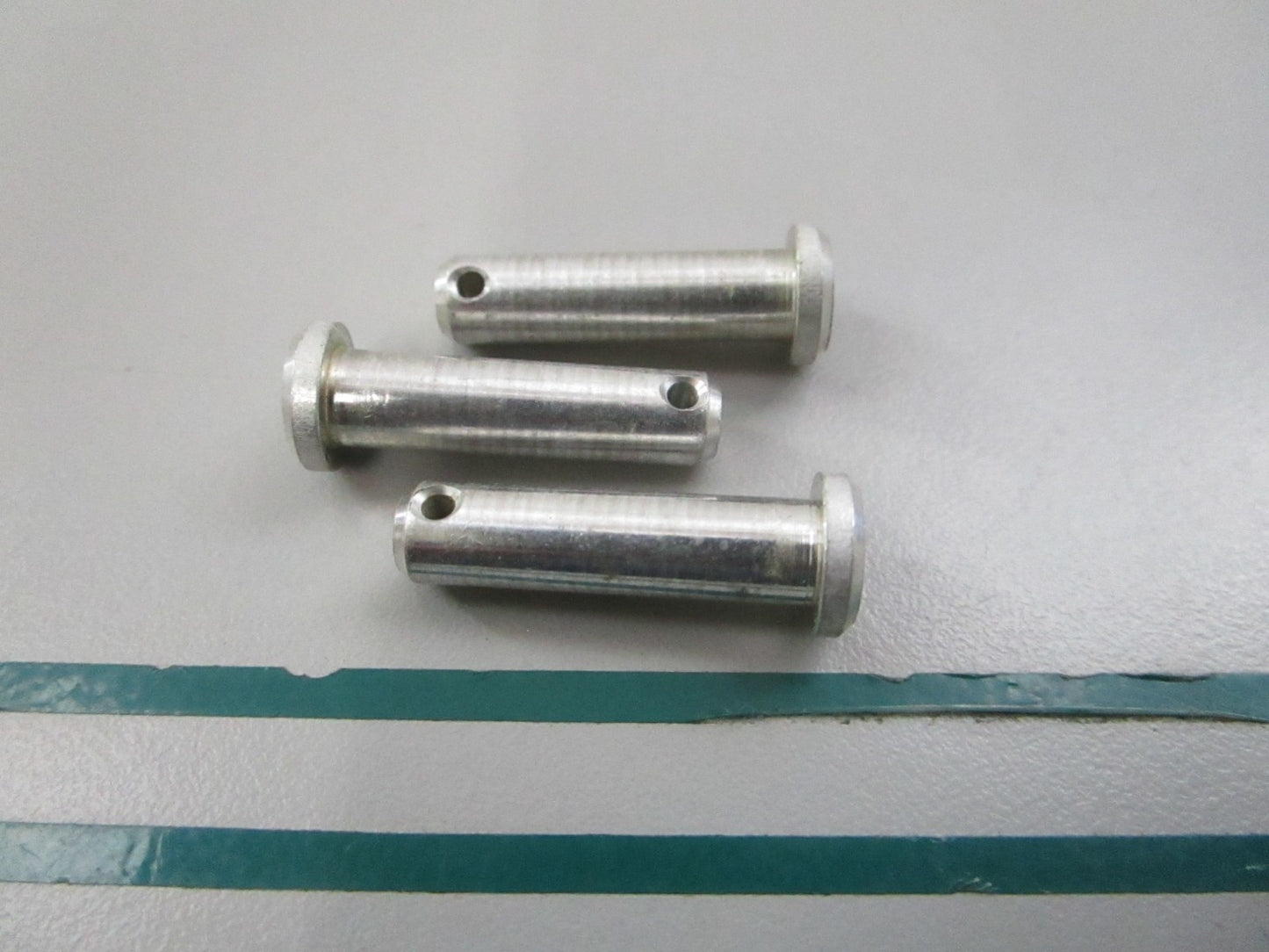 NEW OEM (LOT OF 3) 321636 0321636 OMC Johnson Evinrude Connector to Pin 0810