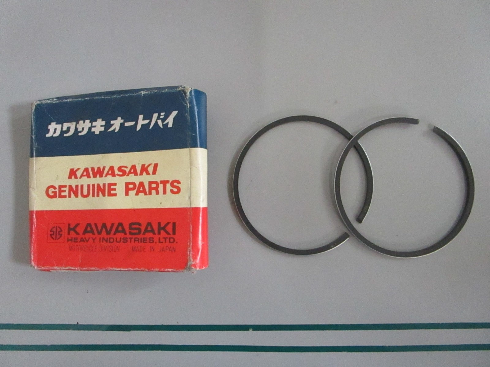 Kawasaki NEW OEM Piston Ring Set 13008-530 Engine NOS Genuine Part 0820