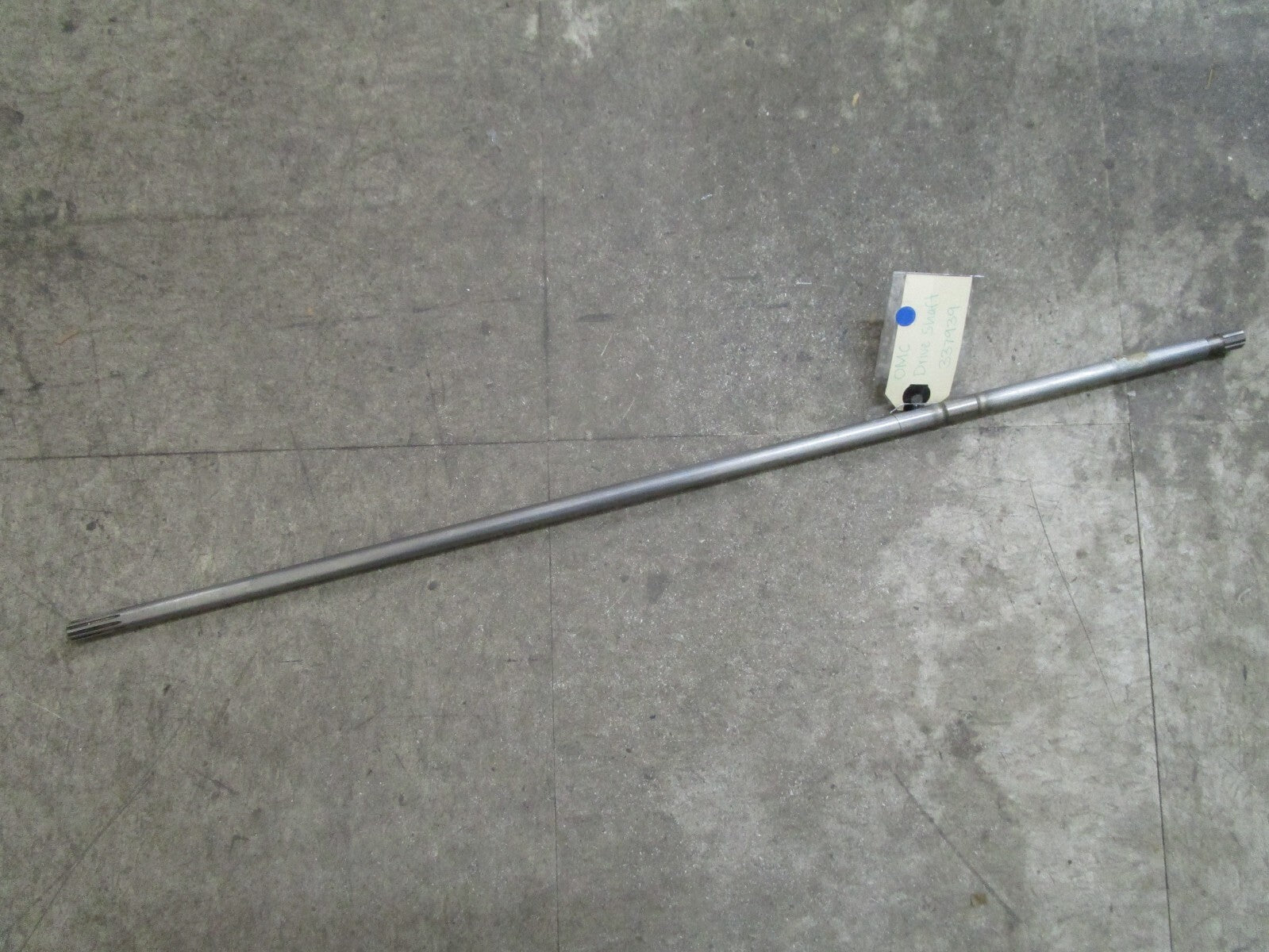 *NEW OEM* 0820 OMC Johnson Evinrude Drive Shaft 337939 0337939