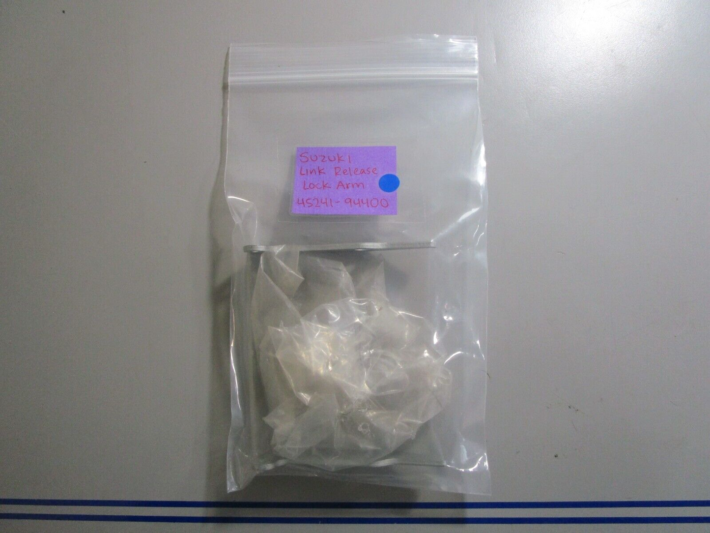 *NEW OEM* 0810 Suzuki Link Release Lock Arm 45241-94400