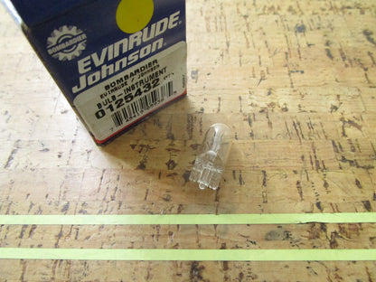 *NEW OEM* 0810 OMC Johnson Evinrude Instrument Bulb 125432 0125432