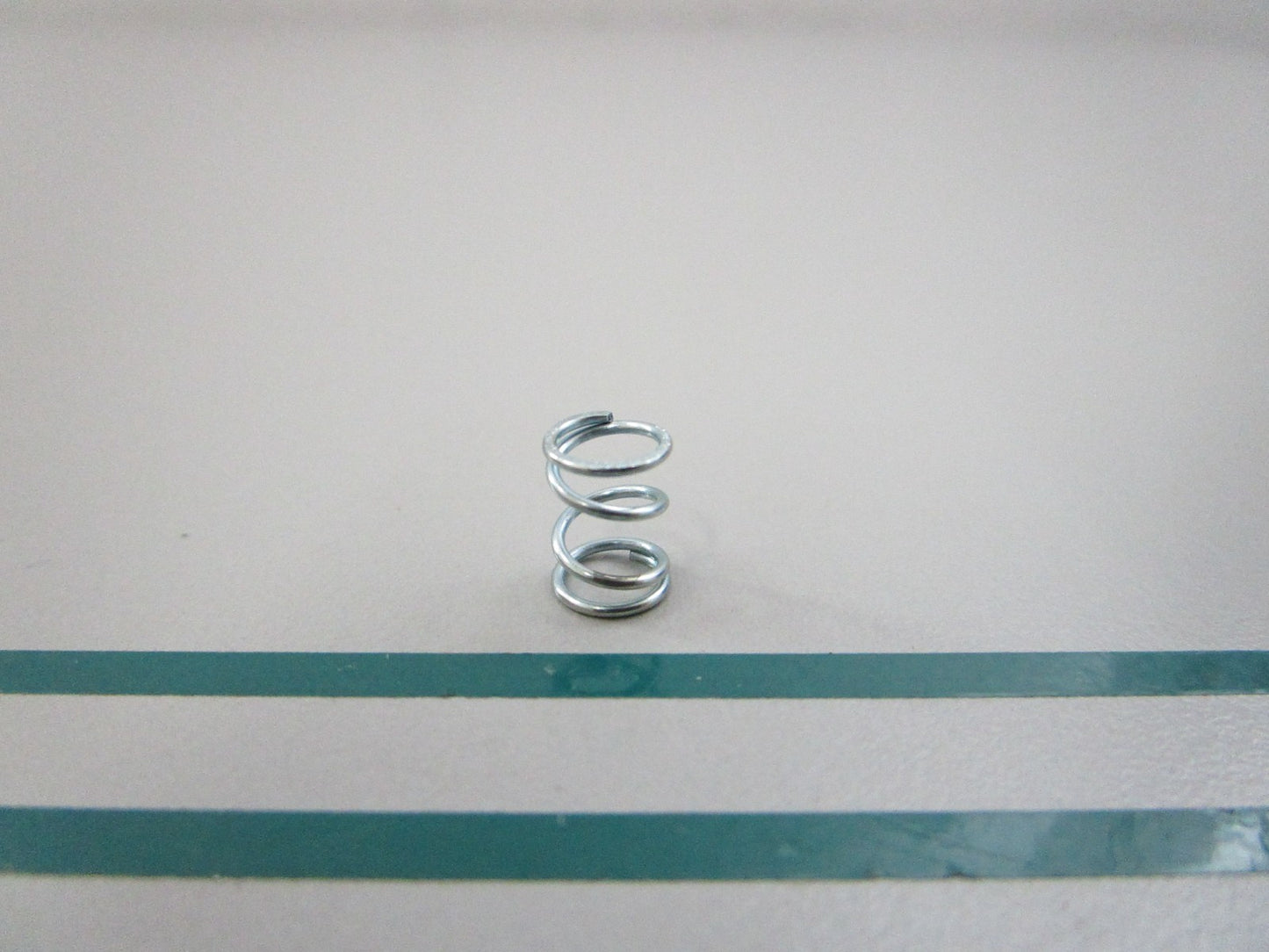 NEW OEM 73A-14212-10-00 Yamaha Spring 0810