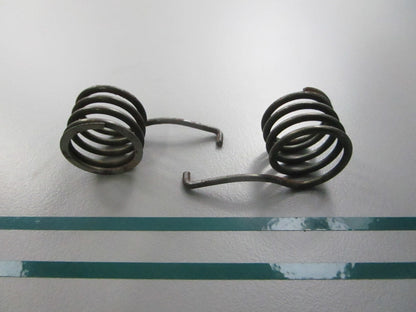 NEW OEM (LOT OF 2) 18152-90000 Suzuki Spring 0810