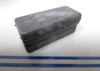 *NEW OEM* 0810 OMC Johnson Evinrude Rubber Mount 332421 0332421